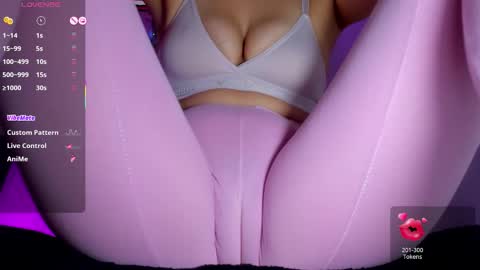 adelinaconte1 online show from January 2026 01:02:02 PM