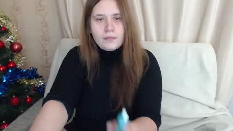 Snapshot of adelinalawson chatting on January 2025 03:03:01 PM adelinalawson online show from January 2025 03:03:01 PM