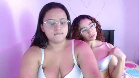 Snapshot of adeline_samy chatting on April 2026 01:40:01 AM online show from April 2026 01:40:01 AM