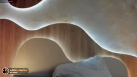 adeline online show from November 2025 07:51:02 PM