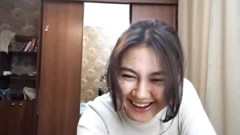 Anna online show from November 2025 05:04:01 PM