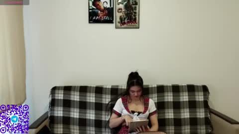 Snapshot of adelinehaefner chatting on March 2026 03:07:02 PM Anna online show from March 2026 03:07:02 PM