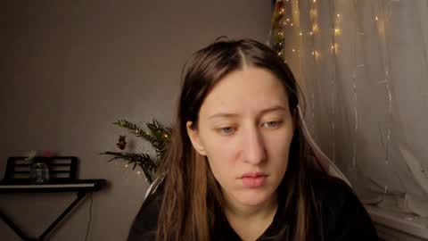 Adell online show from February 2025 10:10:02 PM