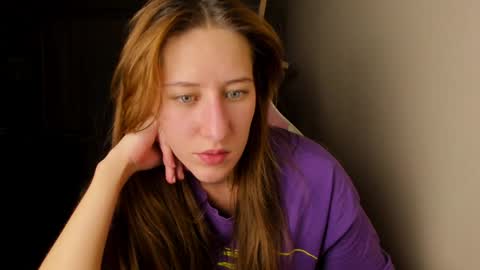 Snapshot of adellqueen chatting on April 2026 09:37:01 PM Adell online show from April 2026 09:37:01 PM