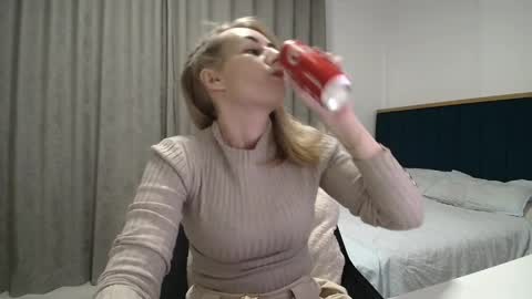 Adellyn online show from March 2026 08:30:01 PM