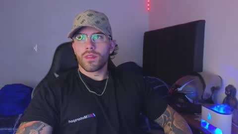 Snapshot of ades_lowe chatting on January 2026 05:24:01 AM Ades online show from January 2026 05:24:01 AM