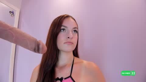 Snapshot of adhara_monroe chatting on November 2025 10:25:02 AM Adhara online show from November 2025 10:25:02 AM