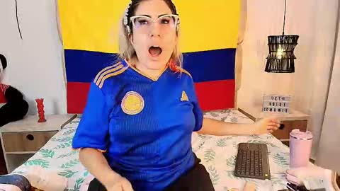 AdharaSmithh online show from September 2025 07:13:01 PM