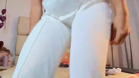 AdharaSmithh online show from September 2025 10:22:02 PM