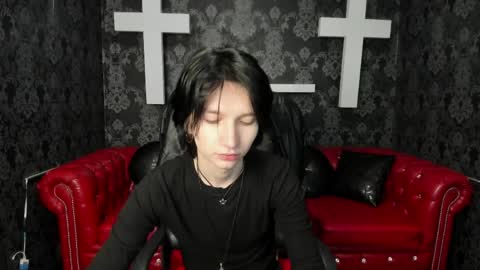 Snapshot of adonbev chatting on April 2026 05:12:02 AM adonbev online show from April 2026 05:12:02 AM