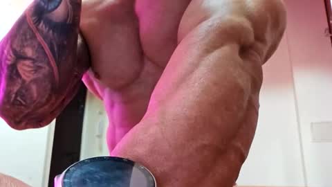 Adonis online show from February 2026 08:38:01 PM