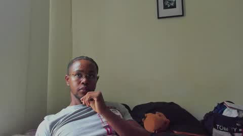 Adonis Knight  online show from October 2025 07:22:01 PM