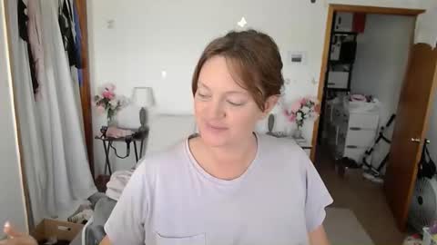 Snapshot of adorable22 chatting on April 2026 01:17:02 PM adorable22 online show from April 2026 01:17:02 PM