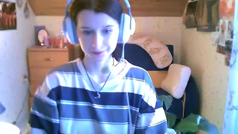adorable_sparkle online show from February 2025 01:22:01 PM
