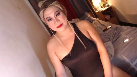 Snapshot of adorablekim69 chatting on March 2026 03:21:01 AM MsKim online show from March 2026 03:21:01 AM