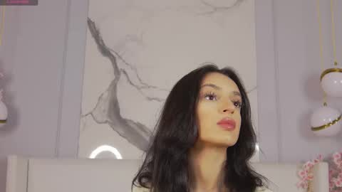 adoracortes online show from October 2025 05:17:02 AM