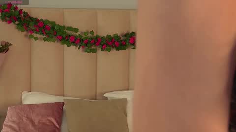 adoracortes online show from February 2026 05:07:02 AM