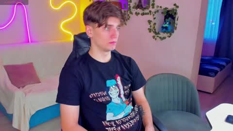 adrean_sofi online show from January 2025 01:33:02 PM