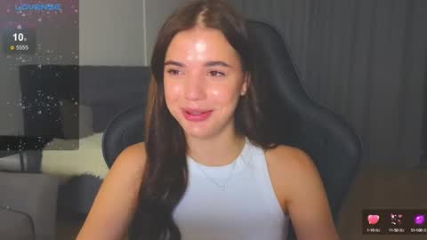 Adriana online show from September 2025 11:06:02 PM