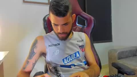 adri_sexboy229 online show from September 2025 02:02:01 AM