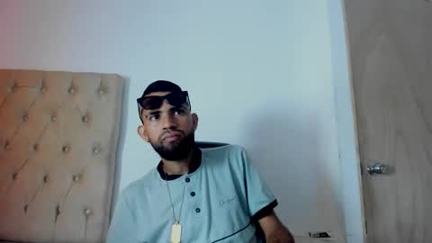 adri_sexboy229 online show from September 2025 02:51:02 PM