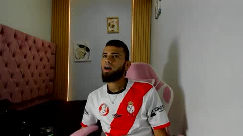 adri_sexboy229 online show from October 2025 02:54:01 AM