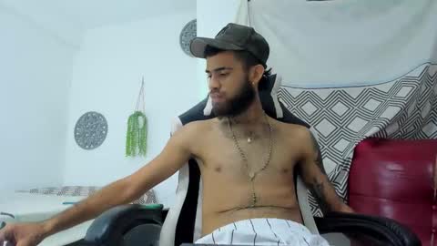 adri_sexboy229 online show from October 2025 06:23:01 AM