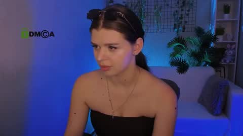 adri_sky online show from August 2026 12:52:02 PM