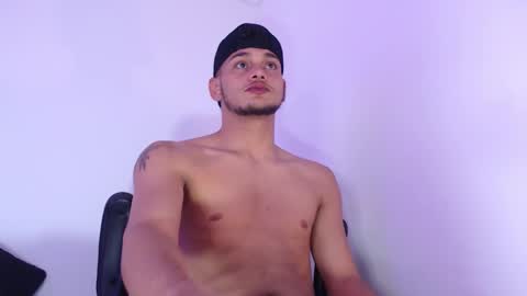 adrian_ferrebusxxx online show from December 2025 02:36:02 PM