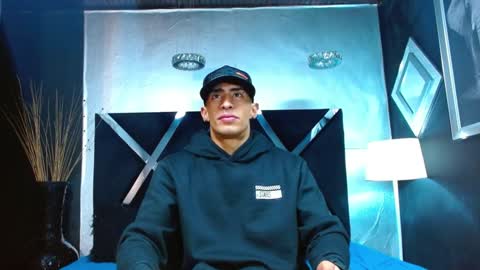 Snapshot of adrian_rae chatting on January 2025 11:37:02 AM online show from January 2025 11:37:02 AM