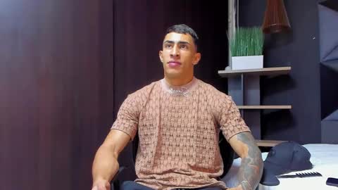 Snapshot of adrian_rae chatting on September 2025 05:57:02 PM online show from September 2025 05:57:02 PM