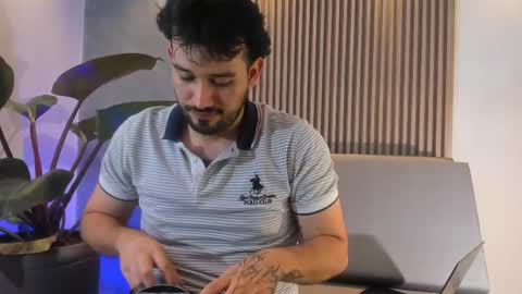 adrian_sith online show from May 2026 06:58:01 PM