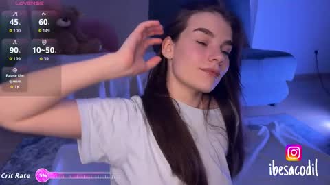 Adri online show from September 2025 10:00:01 PM