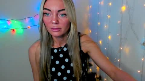 Adriana online show from December 2024 09:55:02 AM