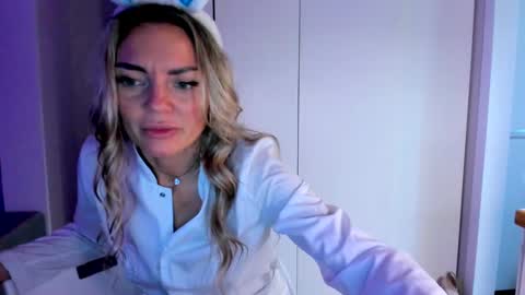 Adriana online show from December 2024 01:18:01 AM