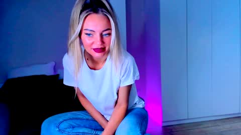 Adriana online show from February 2025 12:35:02 PM