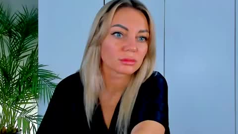 Snapshot of adriana_coy_ chatting on March 2026 12:21:01 PM Adriana online show from March 2026 12:21:01 PM