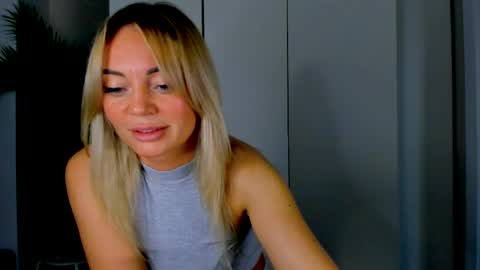 Snapshot of adriana_coy_ chatting on April 2026 04:26:01 PM Adriana online show from April 2026 04:26:01 PM