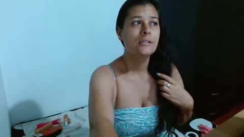 Snapshot of adriana_milf chatting on December 2024 04:45:02 AM Adriana milf online show from December 2024 04:45:02 AM