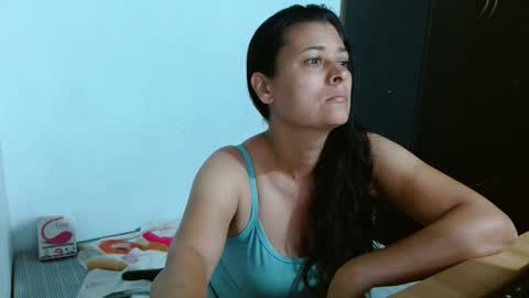 Snapshot of adriana_milf chatting on December 2024 04:01:02 AM Adriana milf online show from December 2024 04:01:02 AM