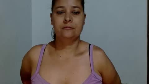 Snapshot of adriana_milf chatting on November 2025 04:56:02 AM Adriana milf online show from November 2025 04:56:02 AM