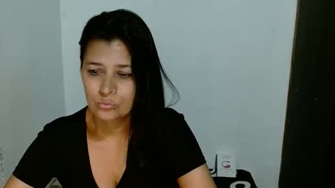 Snapshot of adriana_milf chatting on March 2026 04:51:02 AM Adriana milf online show from March 2026 04:51:02 AM