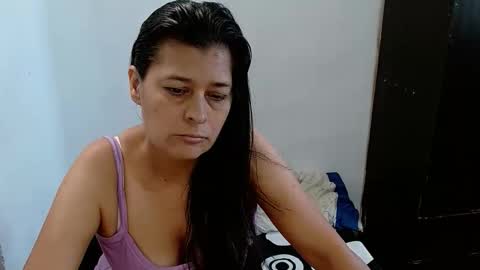 Snapshot of adriana_milf chatting on April 2026 03:35:01 PM Adriana milf online show from April 2026 03:35:01 PM