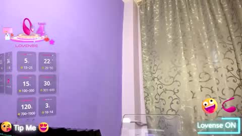 Snapshot of adriannalyly chatting on September 2025 11:32:01 AM adriannalyly online show from September 2025 11:32:01 AM