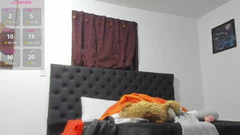 Snapshot of adriano_bigcock chatting on April 2026 04:23:02 AM Adrian online show from April 2026 04:23:02 AM