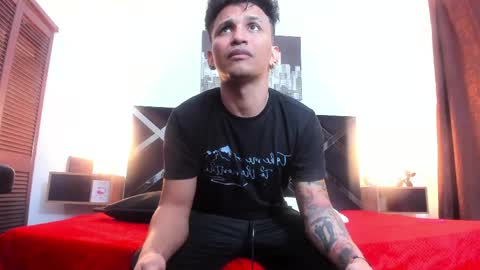 Snapshot of adriano_bigcock chatting on April 2026 04:13:02 AM Adrian online show from April 2026 04:13:02 AM