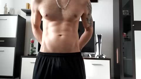 Adriano online show from February 2025 08:55:01 AM