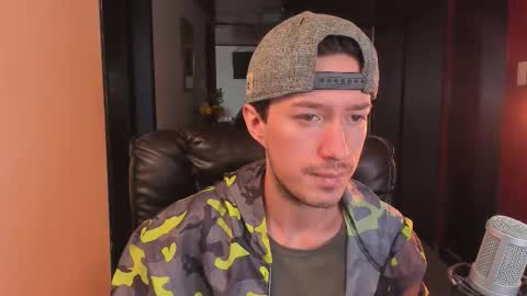 Snapshot of adrianwilliams_ chatting on January 2026 08:14:02 PM Adrian Williams online show from January 2026 08:14:02 PM