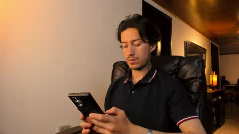 Snapshot of adrianwilliams_ chatting on April 2026 12:52:01 AM Adrian Williams online show from April 2026 12:52:01 AM