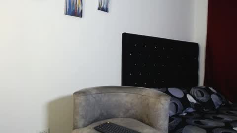 adriel_escalante online show from December 2025 03:12:03 AM